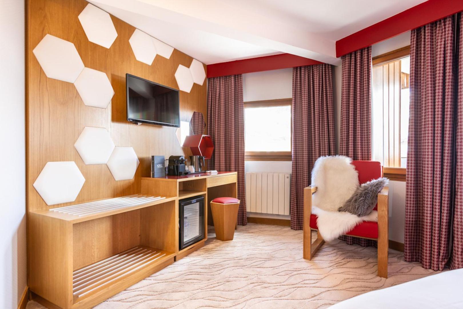 Royal Ours Blanc Boutique Hôtel&Spa Alpe d'Huez Exterior foto