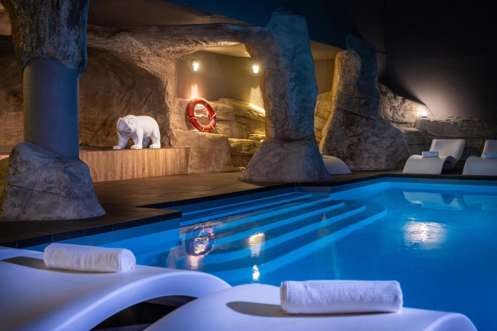 Royal Ours Blanc Boutique Hôtel&Spa Alpe d'Huez Exterior foto