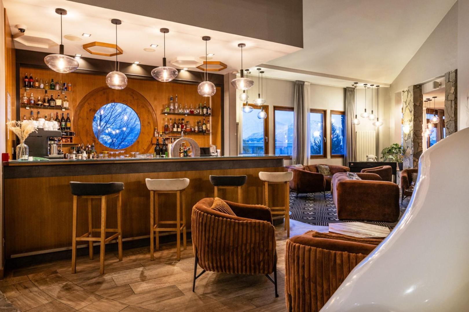 Royal Ours Blanc Boutique Hôtel&Spa Alpe d'Huez Exterior foto